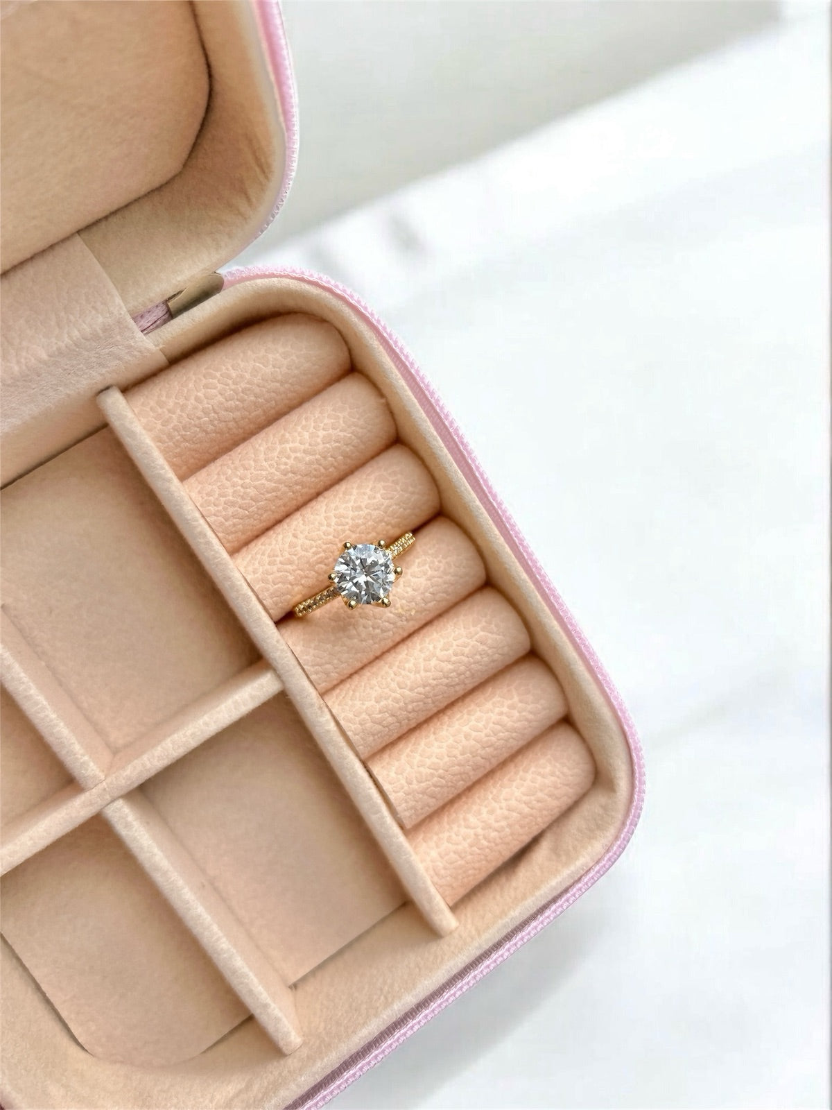 Anel Solitário Solenne N°16