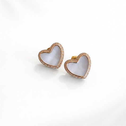 Brinco Coração Cravejado Madrepérola