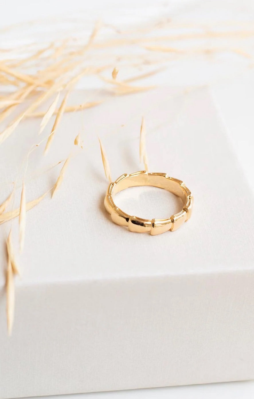 Anel Inspiração Bvlgari N°16